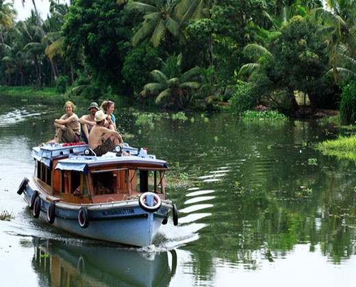 Day 06: Kumarakom / Kovalam (180 Kms) (05 Hrs)